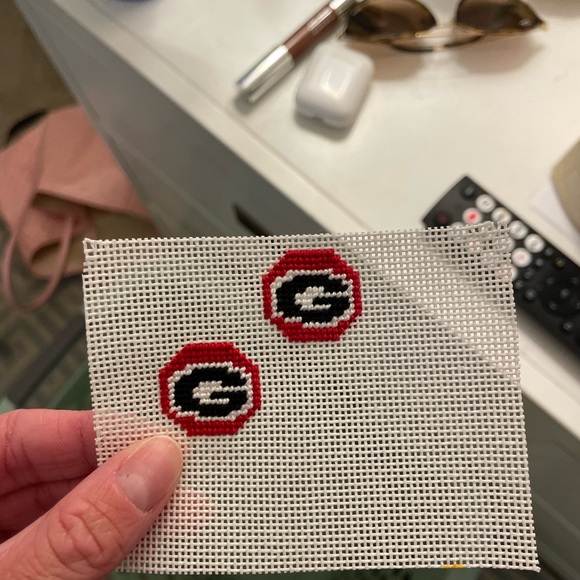 Needlepoint cufflinks - Picture 4 of 4